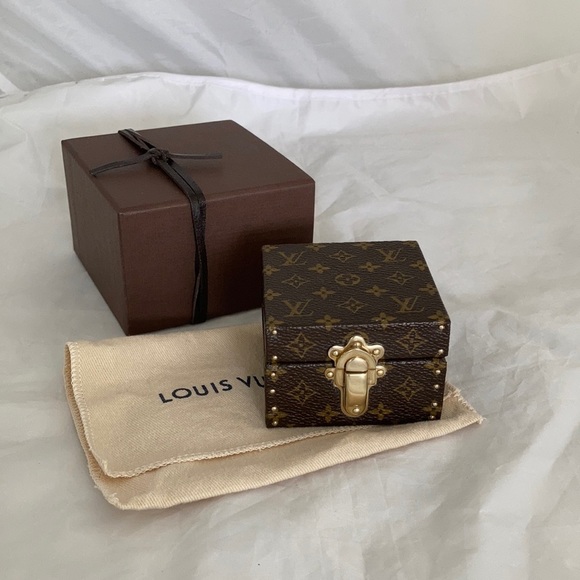 Louis Vuitton Jewelry - LOUIS Vuitton Ecrin Declaration